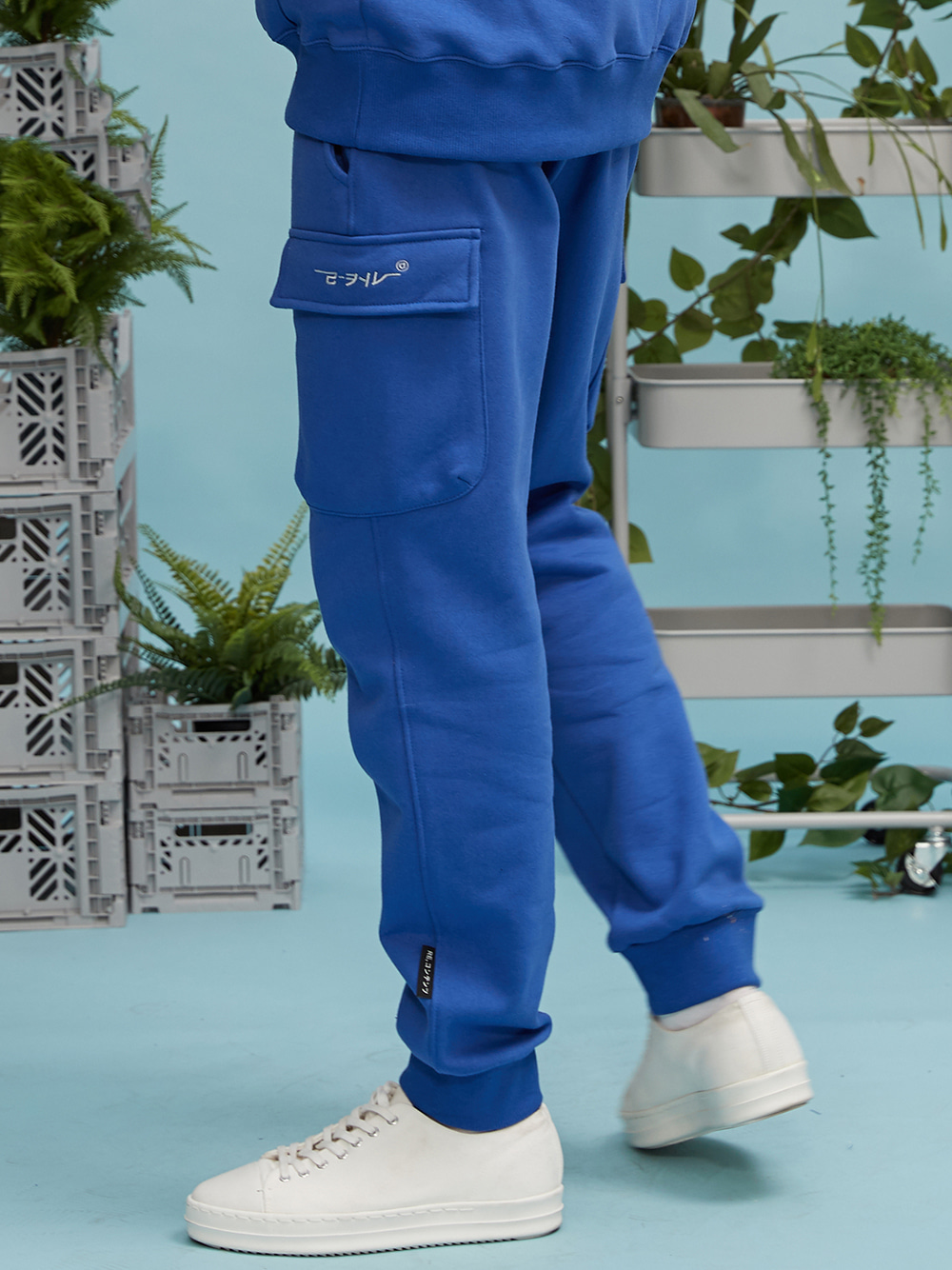 RC pocket jogger pants (cobalt blue)